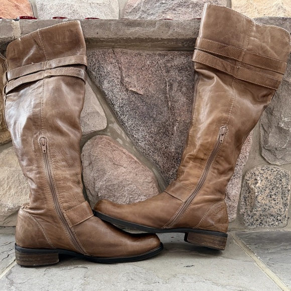 MIZ MOOZ Women's Kellen Brown Leather Knee High Boots Faux Fur Lined Zip Up - Picture 4 of 11